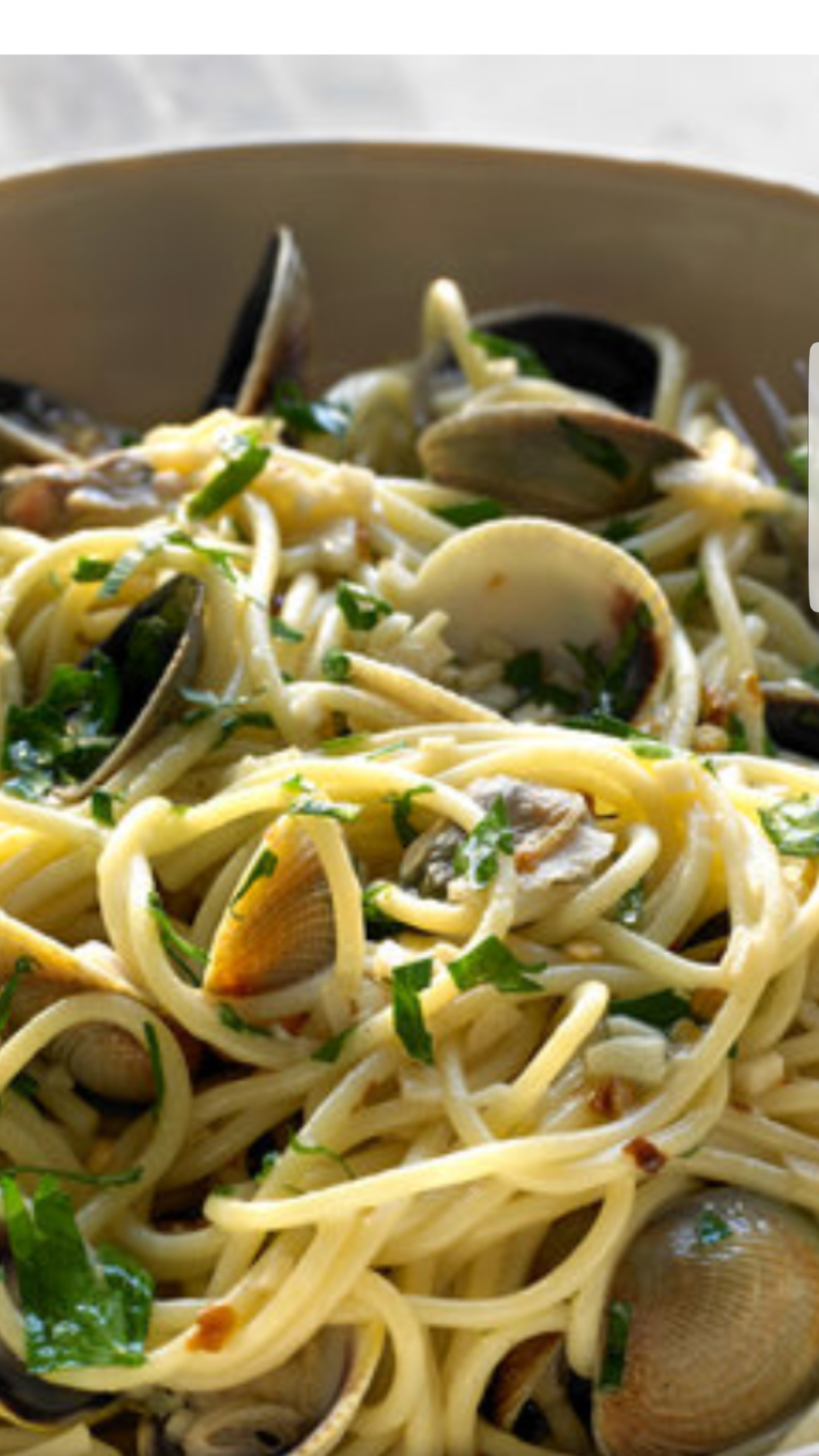 East End White Clam Sauce with Briney Local Clams & Their Juices (pint);  Imported Spaghetti Tossed with Olive Oil & Fresh Parsley (Serves 2)