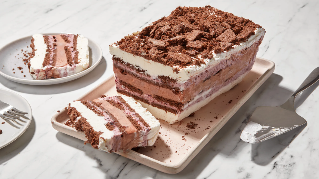 Art of Ice Cream Cake • Whipped Cream Frosting, Housemade Chocolate & Vanilla Ice Cream + Our Own Chocolate Cookie Classic Crunch(Serves 10-14)